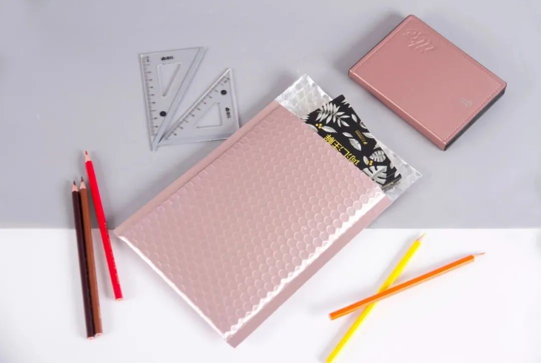 shipping packaging shipping packaging